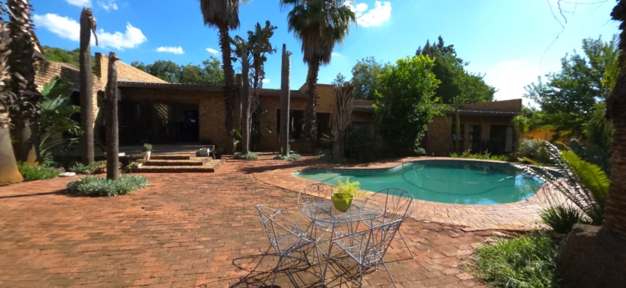7 Bedroom Property for Sale in Wilkoppies North West